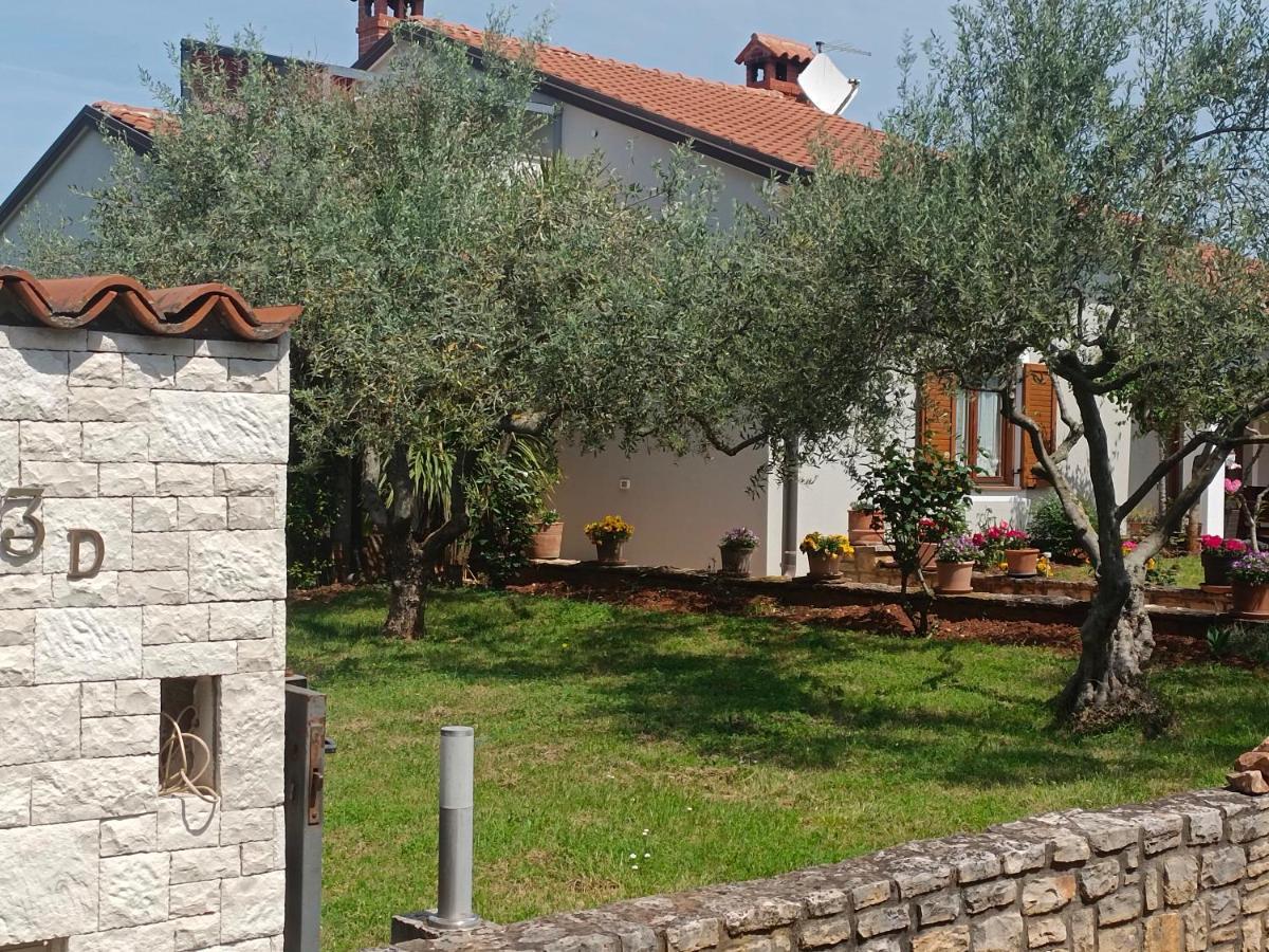 Apartment Analaura Umag Exterior photo
