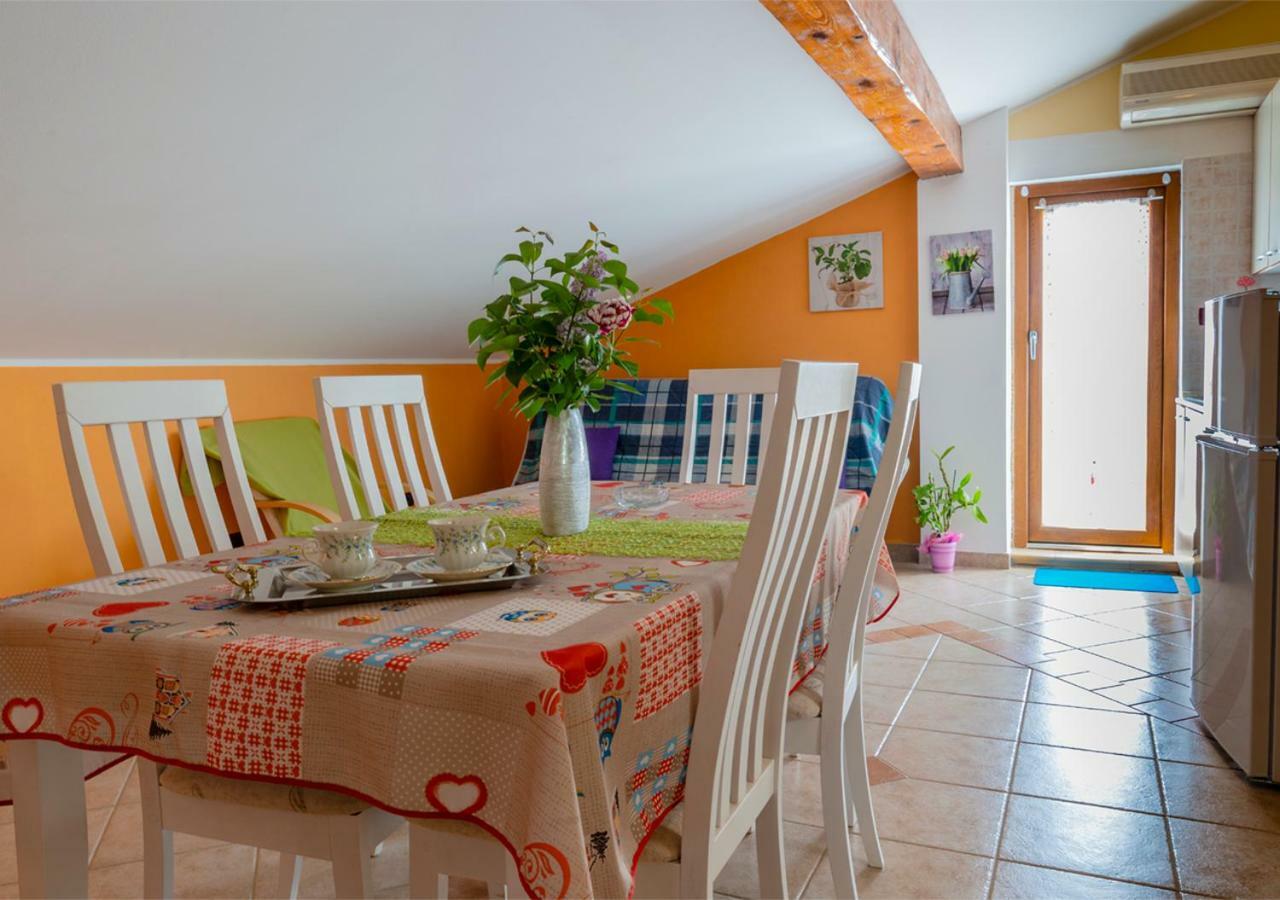 Apartment Analaura Umag Exterior photo